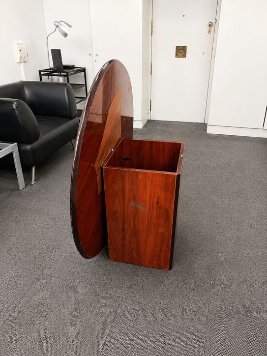 Mesa Redonda Madeira / Round Wooden Table