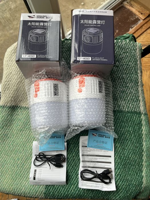 Лампа акумуляторна з ліхтарем та Power Bank з сонячною панелю нічник