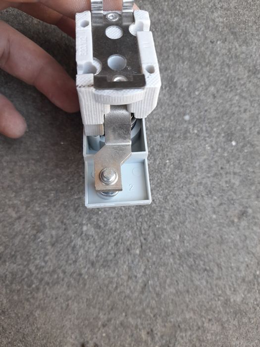 Держатель предохранителей