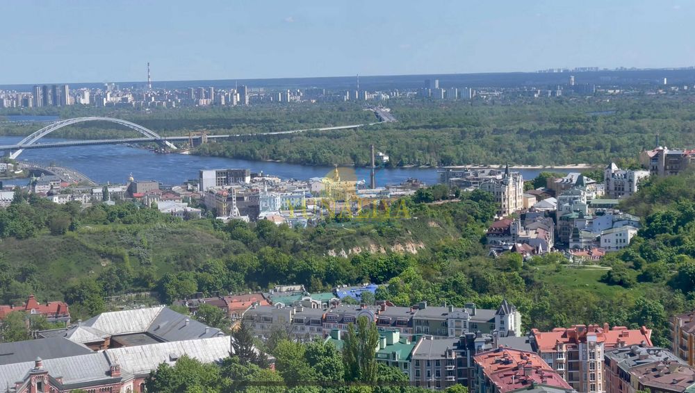 6-к. Нестеровский пер. 6 с видом на Андреевскую церковь и р. Днепр!