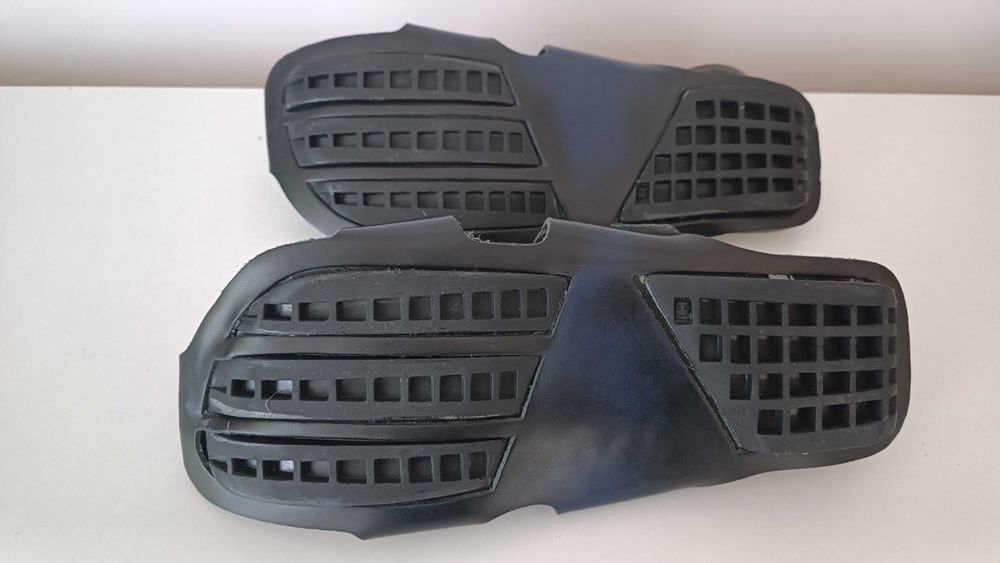 Sandały skórzane męskie, nowe 43.