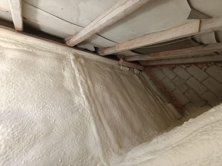 Izolacja Pianka PUR Poddasza/Fundamenty/Hale