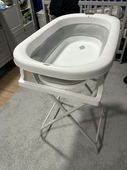 Wanienka dziecięca składana ze stelażem