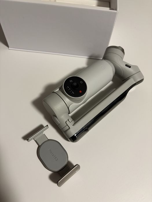 Gimbal Insta 360 flow