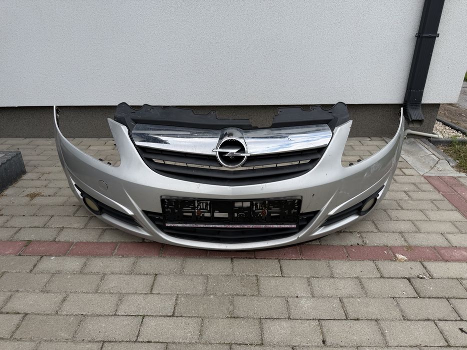 Zderzaki przednie Opel Corsa D