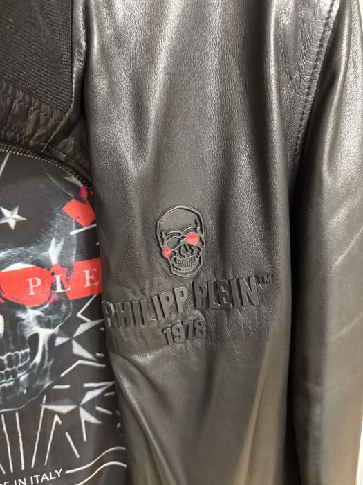 Продам шріряну курточку