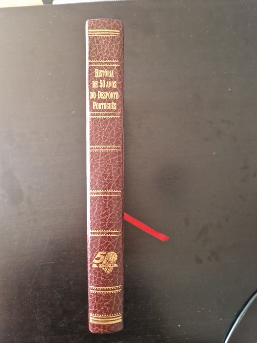 "História de 50 Anos do Desporto Português", editado por "A Bola"