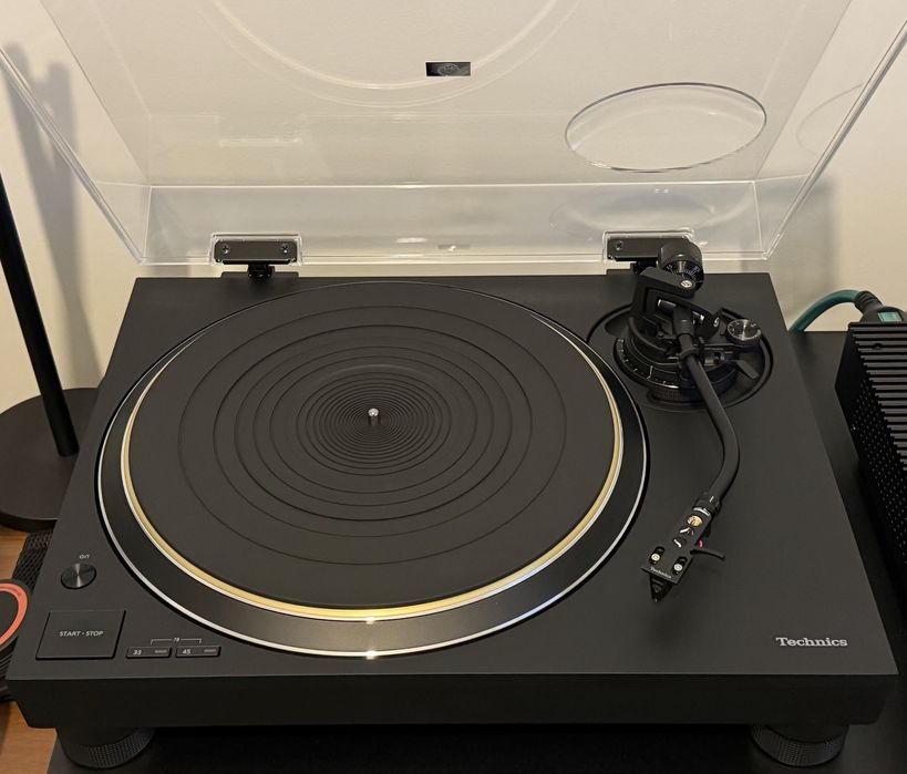 Gira-discos Technics SL-1300G preto + Ortofon MC X30 + Extras