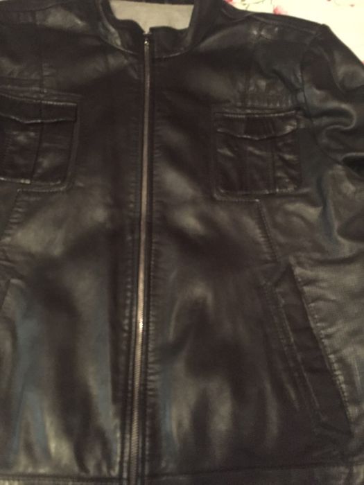 Шкіряна куртка чоловіча
