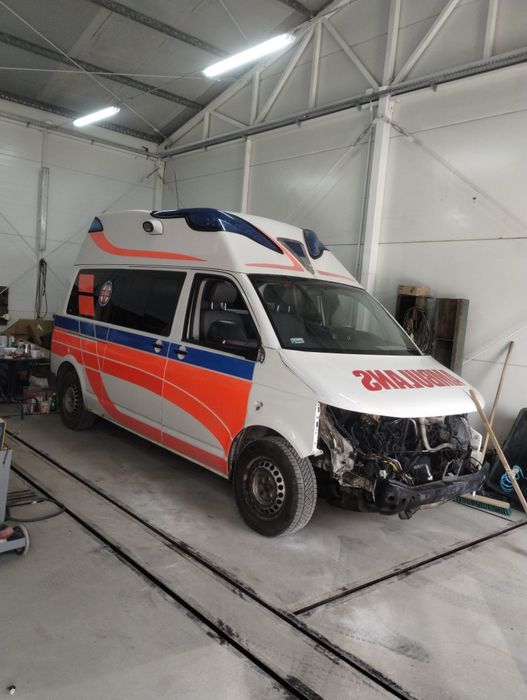 Blacharstwo Naprawy bieżące powypadkowe, spawanie plastików,