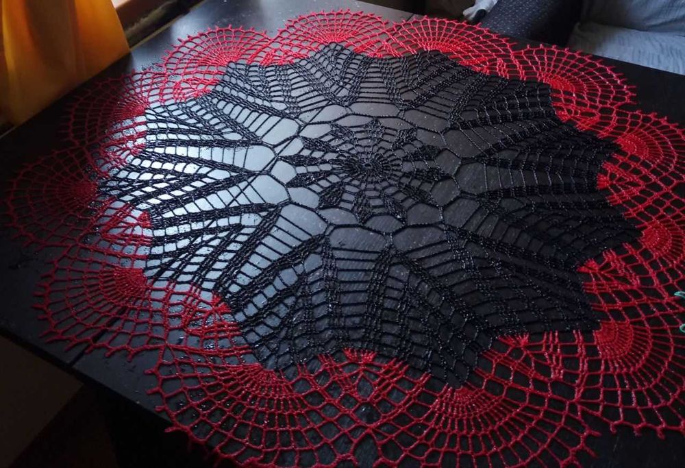 Szydełkowy obrus/serwetka 98 cm – hiszpański styl