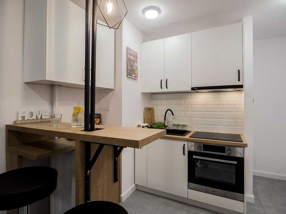 Pokój 1os dla dziewczyny zaraz przy Rynku, ul. Wita Stwosza - od marca