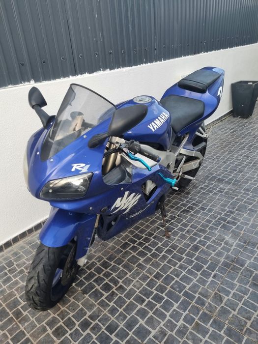Yamaha r1 com carias doisas substituidas a menos de 100km