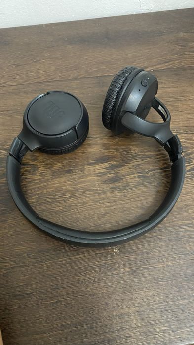 Auscultador JBL TUNE520BT