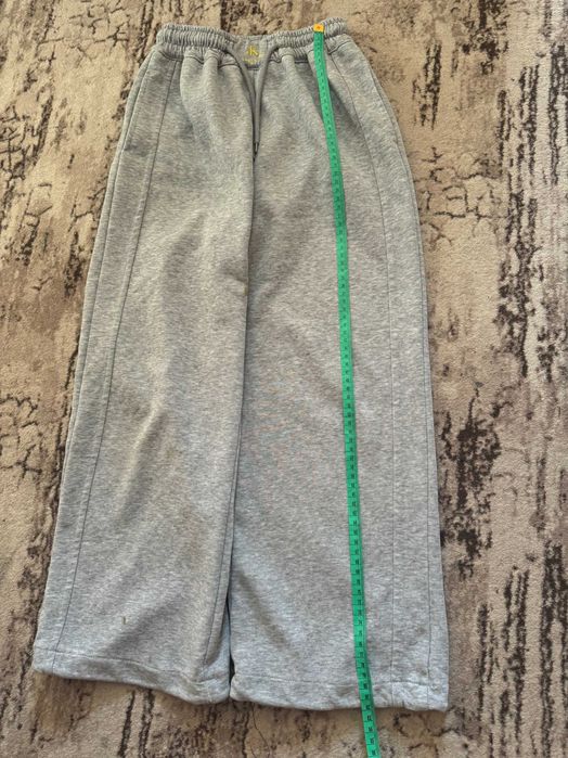 Спортивні штани на дівчинку 150 розмір