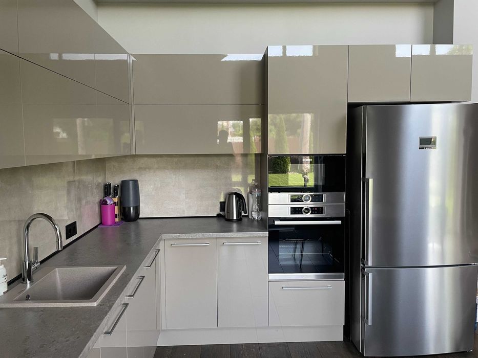 Будинок з ремонтом на 160 м2, 6 соток + відео. Від власника.