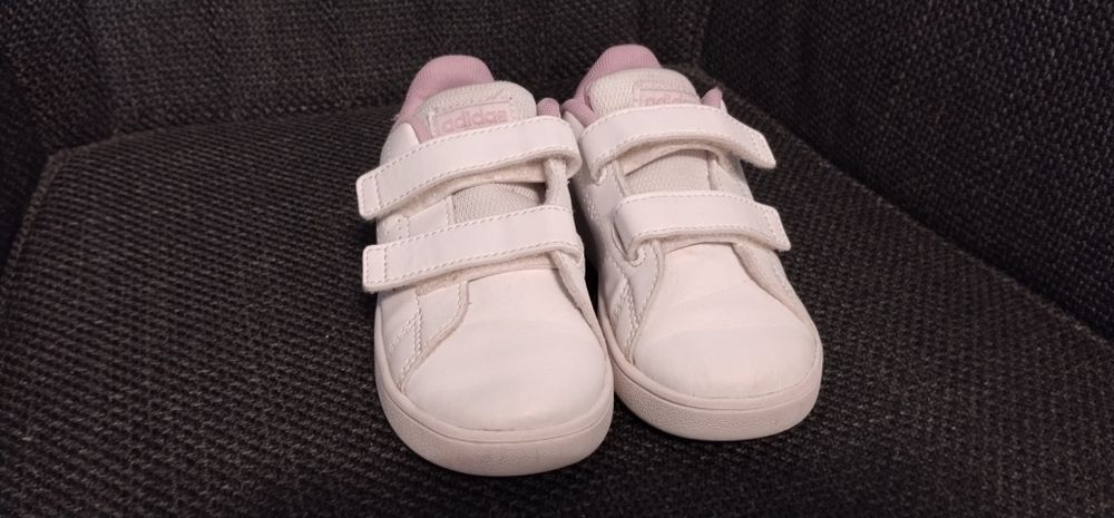 Adidas  butki -dziewczynka