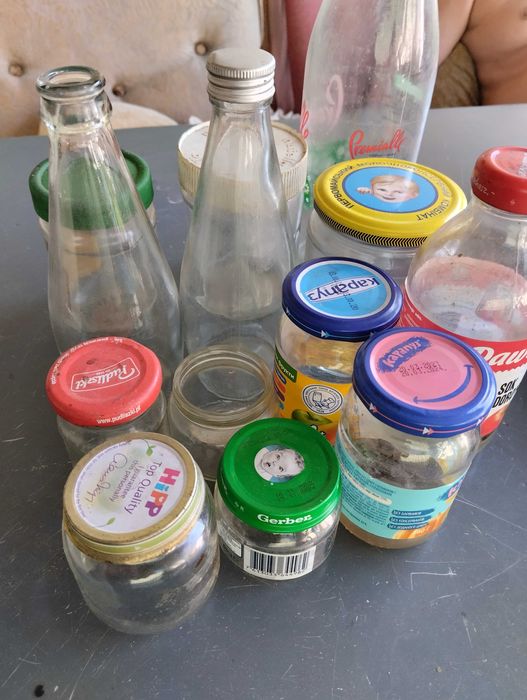 Бутыля стеклянные 3,0 л ,баночки 0.45л  и др.