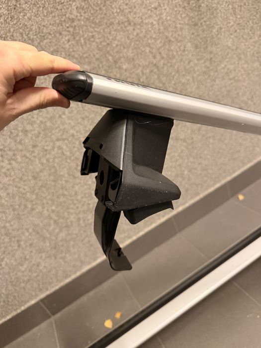 Belki aluminiowe Thule do Toyota Corolla sedan 2022