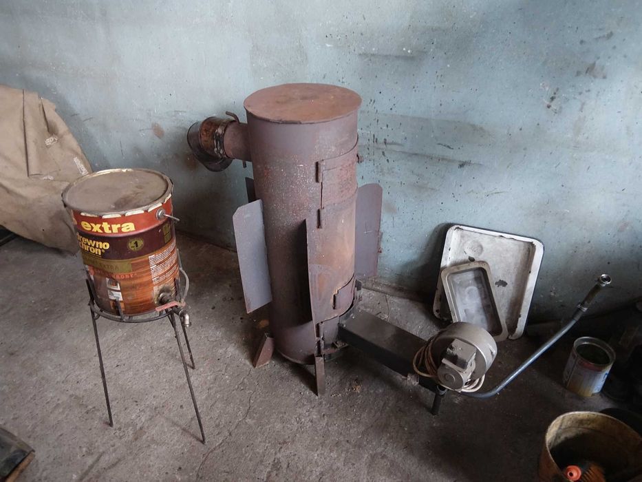 Man piec na olej przepracowany i wszystko