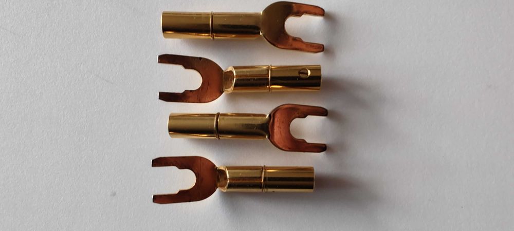 Wtyki widełki, banany Inacustic z MONITOR BLACK & WHITE LS 1200