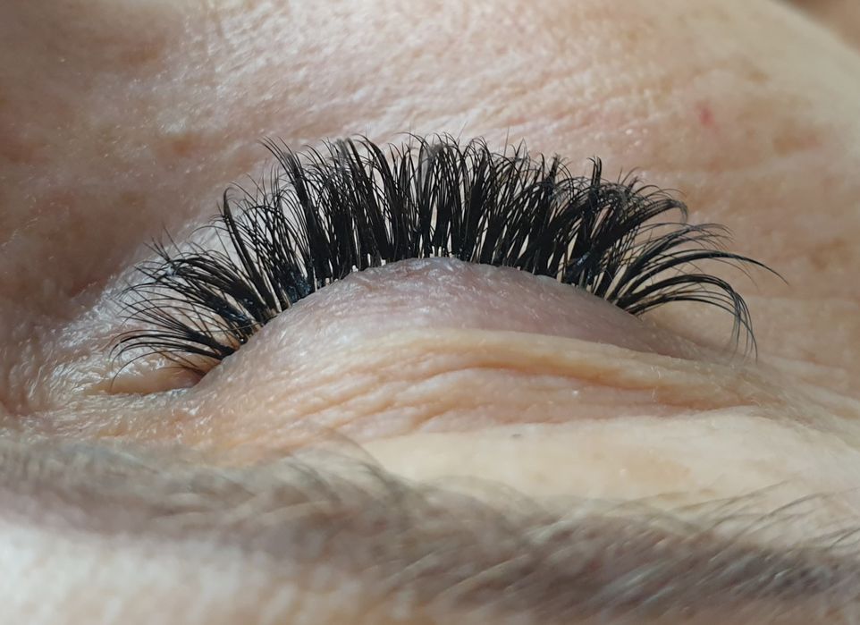 Rzęsy, kępki, 1:1, wet look, whispy