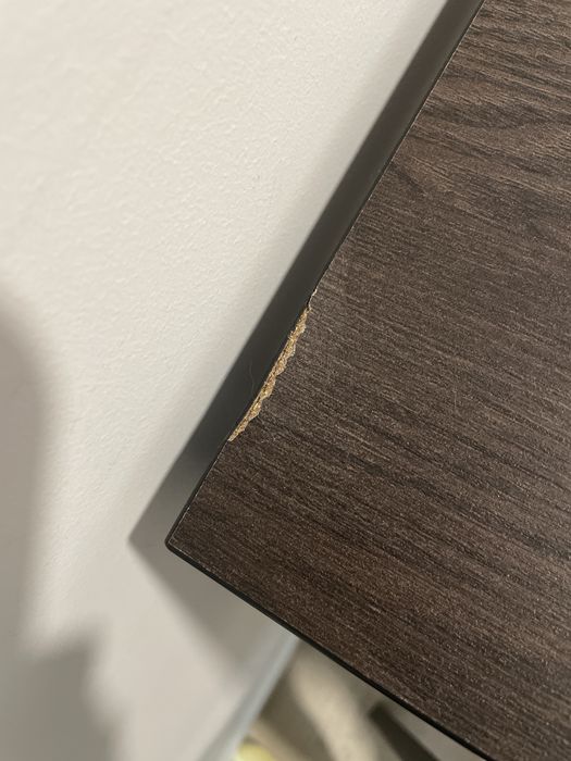 Mesa de jantar extensivel e 4 cadeiras