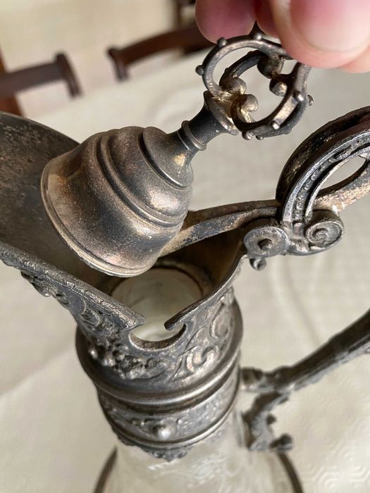 Jarro decantador de cristal cinzelado e banho de prata, Napoleão III