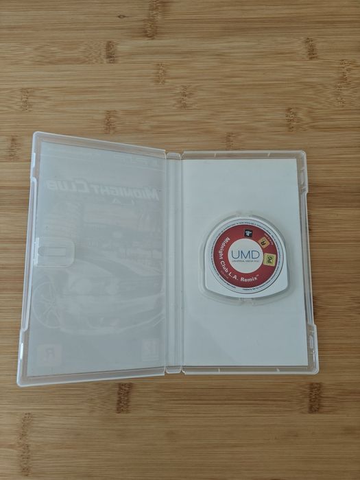 Jogo Midnight Club L.A. Remix PSP - Black Label