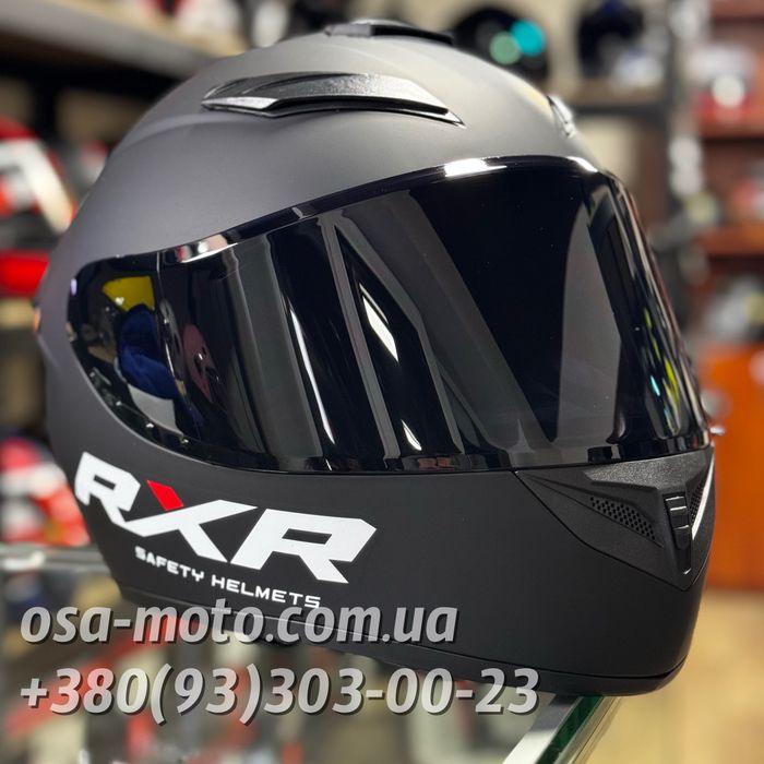 Шлем Черный матовый с черным стеклом для мотоцикла скутера мото/вело