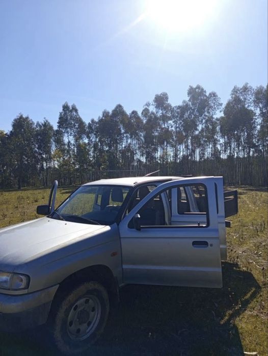 Vendo Mazda b2500