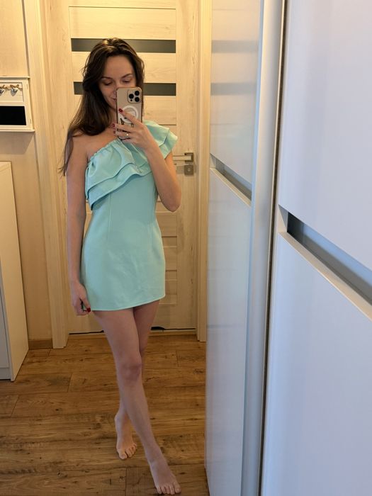 Niebieska sukienka mini xs