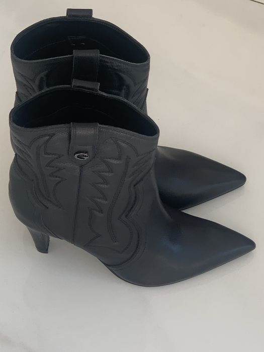 GUESS 37 - Botki