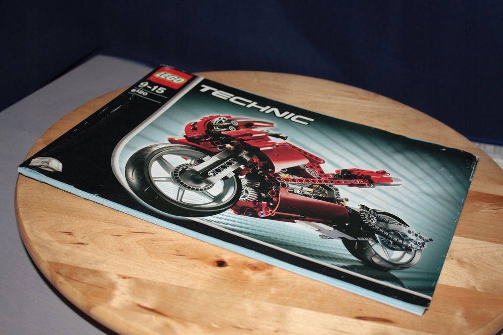 Lego Technic 8420 Uliczny ścigacz