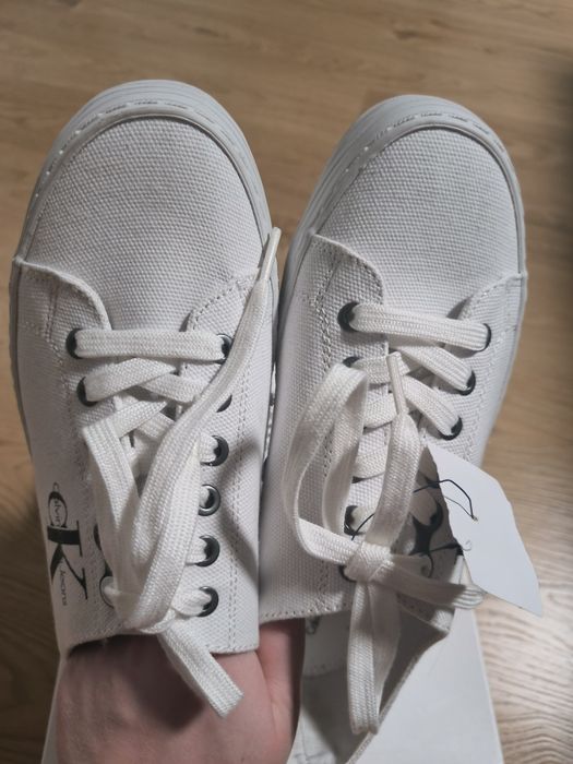 Calvin Klein Jeans tenisówki Zolah na platformie 
Tenisówki Zolah R0 B