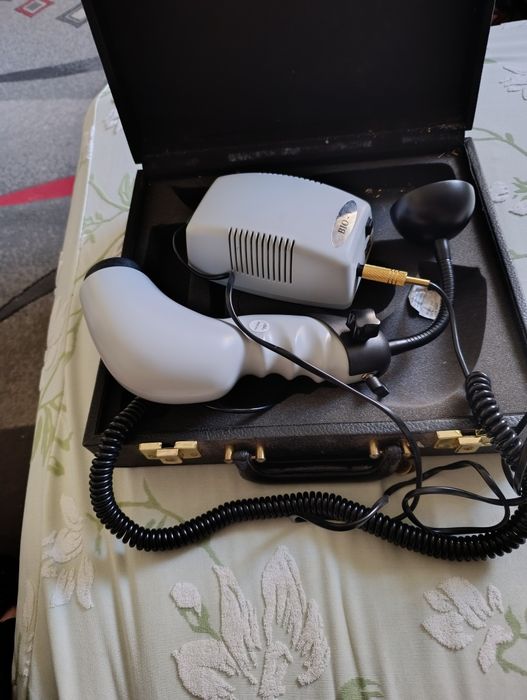 zestaw do terapii światłem spolaryzowanym Bio-V (model IBC 3002)