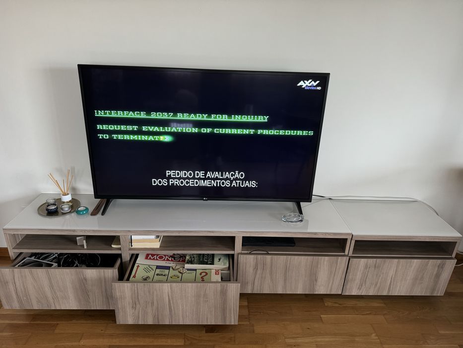 Moveeis TV Ikea 2,40x40x40