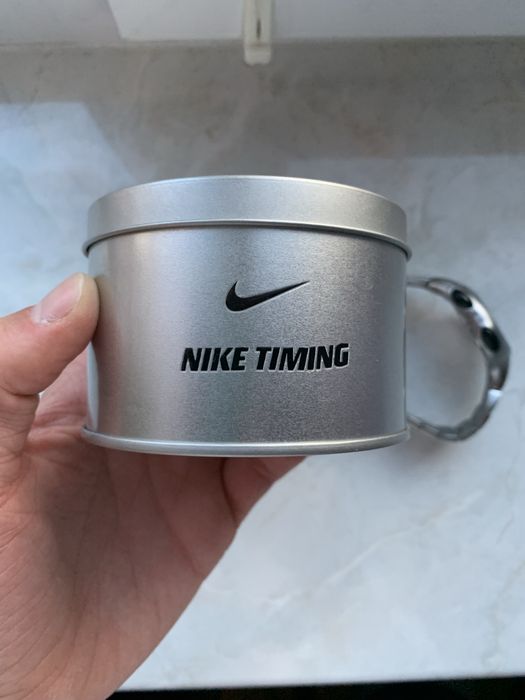 Новий годинник Nike Triax