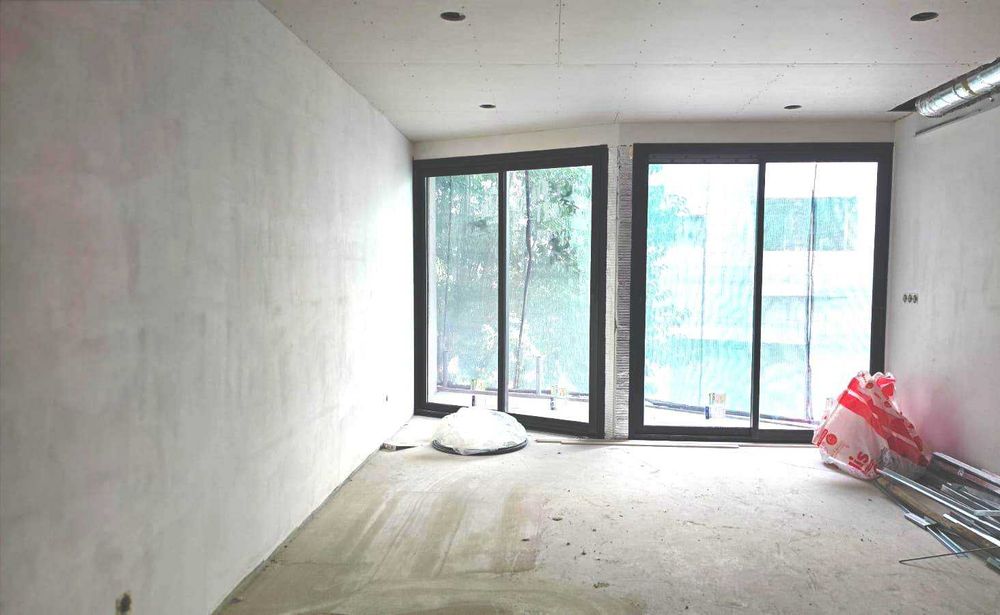 Apartamento T2 com Varanda e Garagem - Junto à Casa da Música, Porto