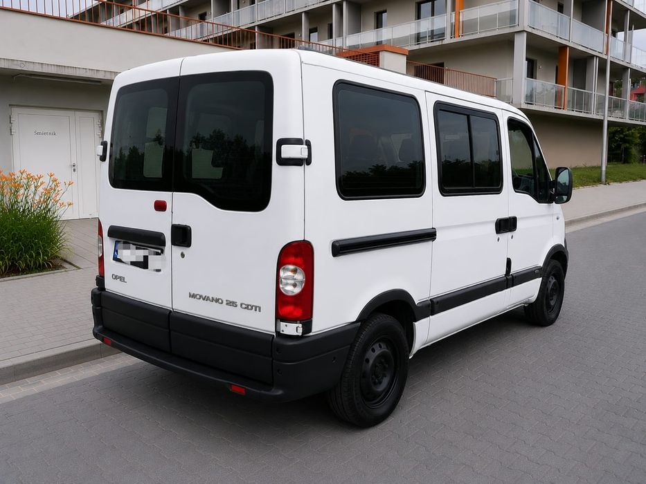 Opel Movano Renault Master 9 osobowy 2.5 CDTI 120 6 biegów klimatyzacja