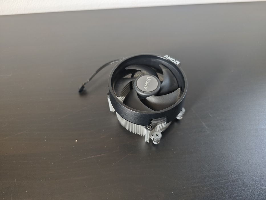 Stock Cooler AMD446818377374771203