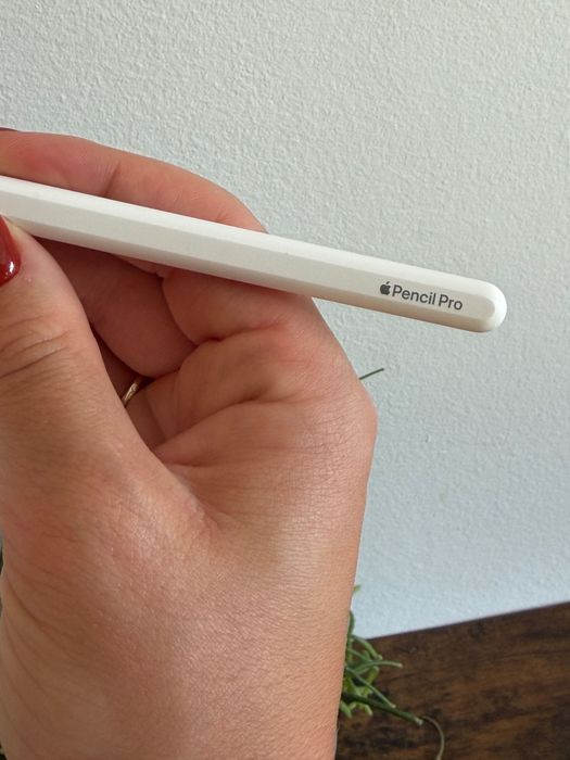 Rysik Apple Pencil Pro
