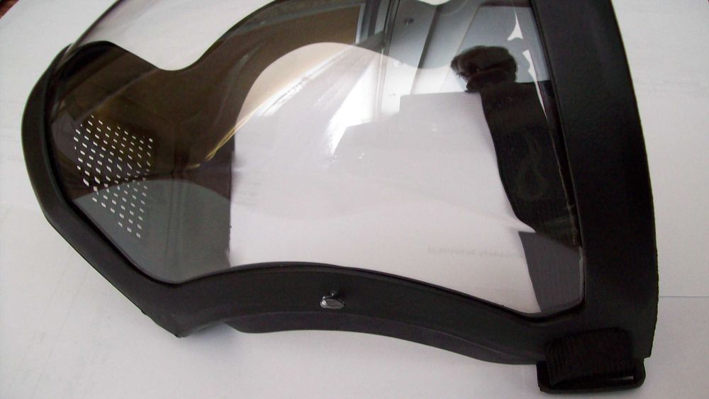 Pyłoszczelna, odporna na uderzenia maska ochronna twarzy