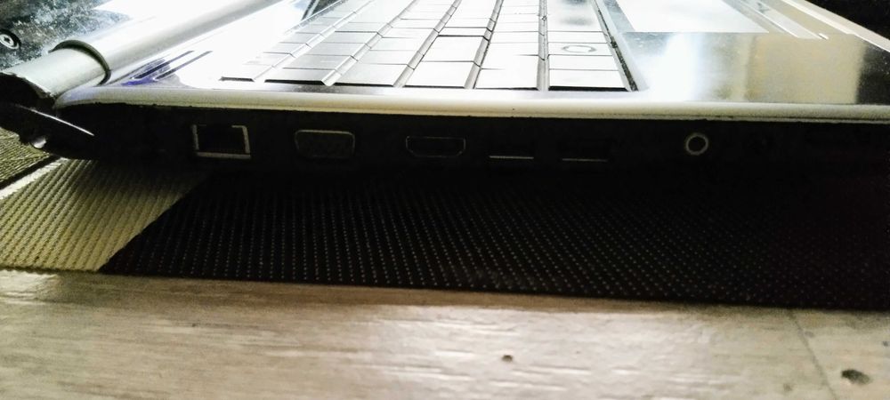 Laptop Pacard Bell Easynote TJ65