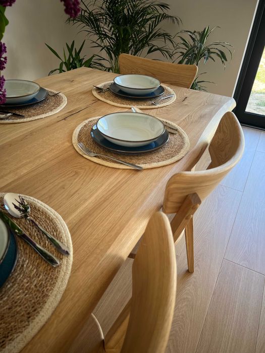 Stół dębowy z litego drewna rozkładany producent