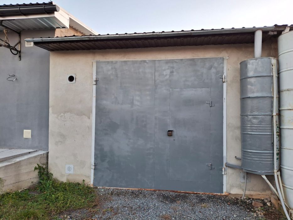Продам капітальний гараж