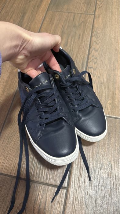Шкіряні кеди Tommy hilfiger/кросовки/мокасіни