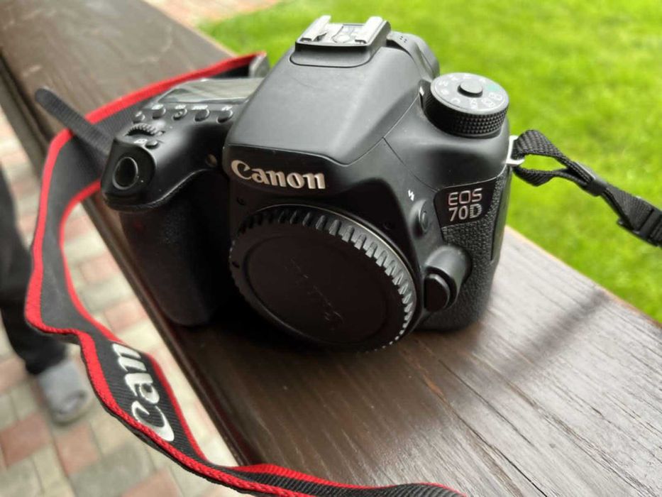 Фотокамера Canon EOS 80D