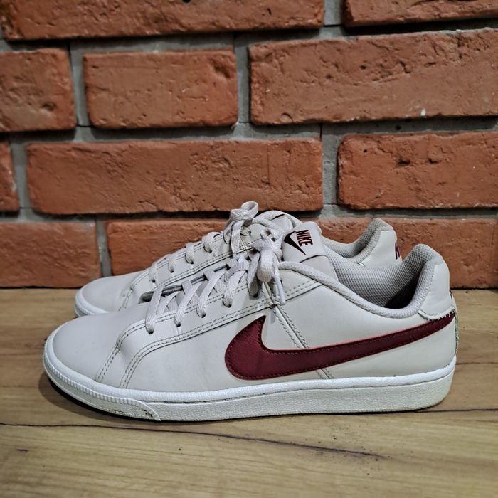 Buty nike Court Royale (GS) Desert Sand/Red Crush/White w r