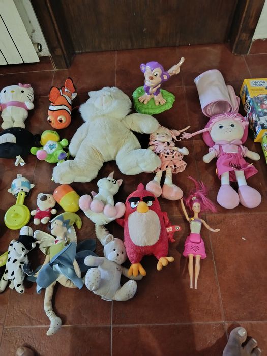 Lote brinquedos Aprox 41 peças